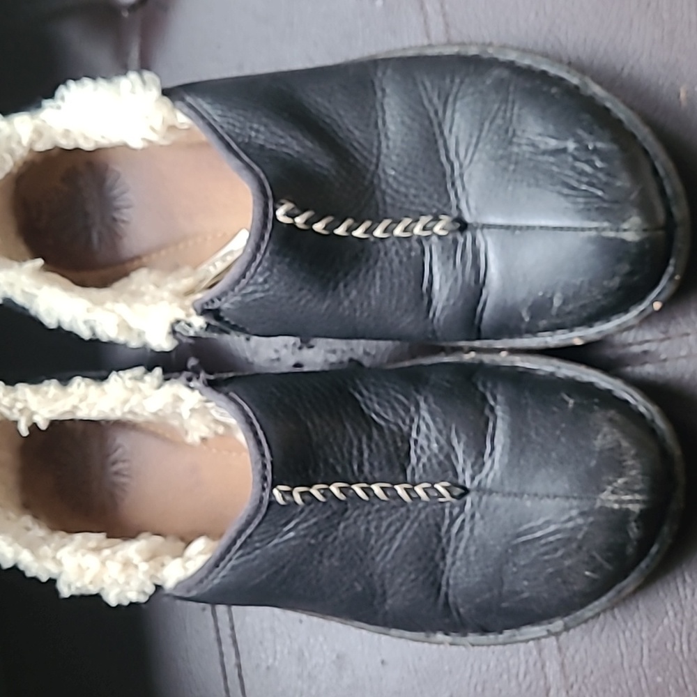 Ugg slip on